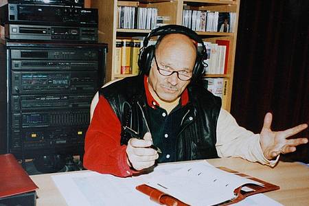 Der Berliner Liedtexter Dieter Schneider hat im Laufe seiner Karriere mehr als 3000 Liedtexte verfasst.